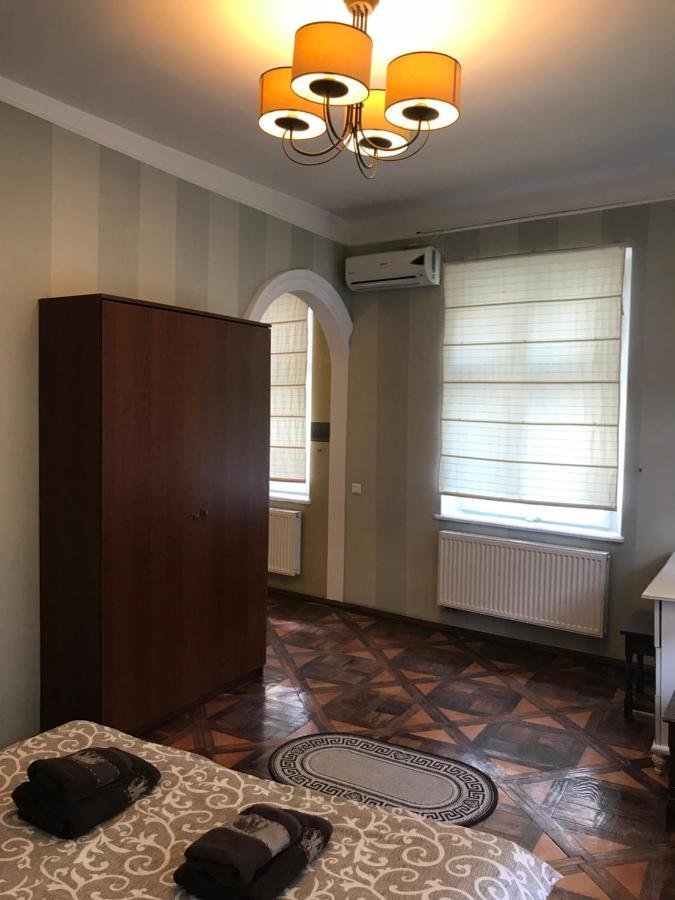 Квартира В Серці Львова Lviv Dış mekan fotoğraf